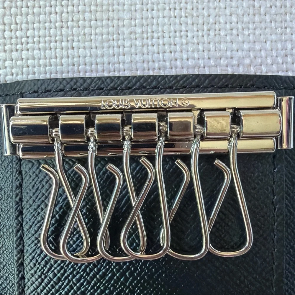 Louis Vuitton Damier Graphite 6 Key Holder Canvas Silver Metal Wallet AUTHENTIC